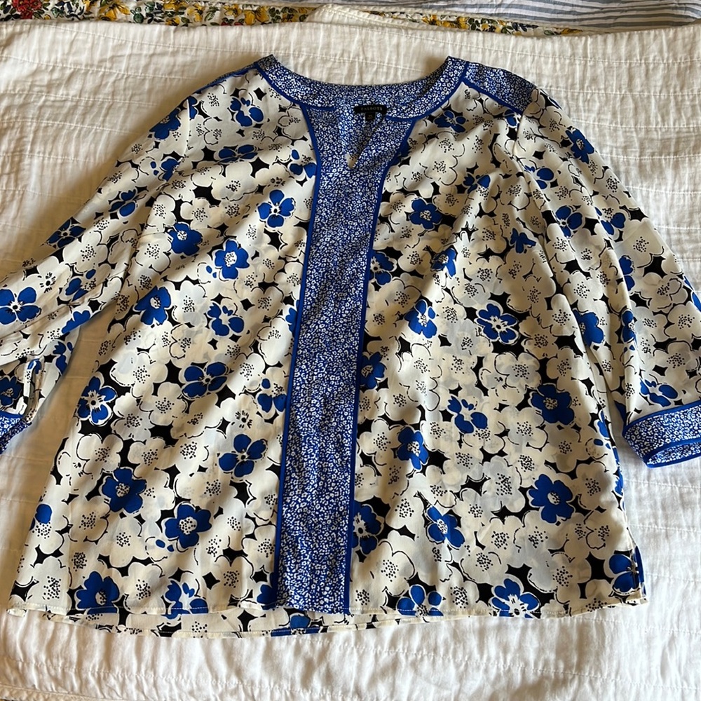 Lightweight floral print blouse